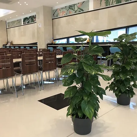 Toyoko Saint Charles Hotel