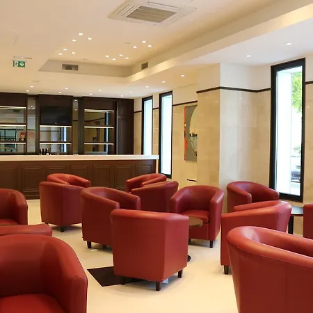 Toyoko Saint Charles Hotel 3*